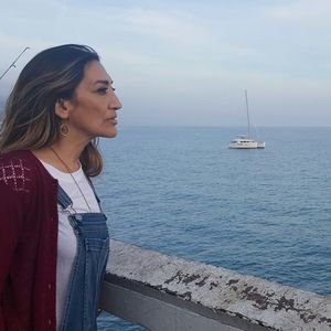 Meet your Posher, Afsaneh